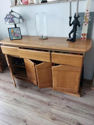 Gratis blankeiken dressoir