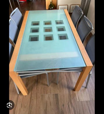 Gratis ligne roset tafel met stoelen en salontafel