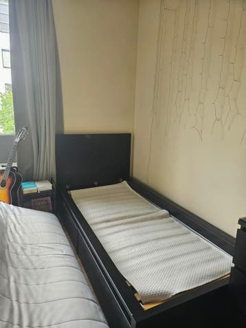 IKEA Malm bed - Zwart eenpersoonsbed met opbergruimte