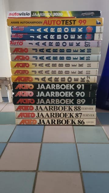Autovisie Jaarboeken en Autotest 99 - Redelijke staat