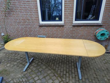 Uitbreidbare tafel
