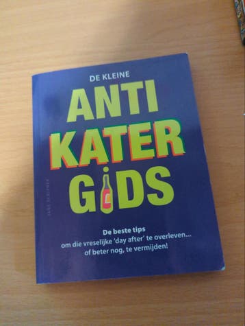 De Kleine Anti Kater Gids - Perfect Cadeautje!