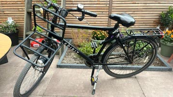 Spirit transportfiets zwart met voordrager