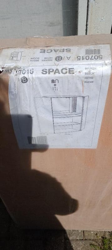 Nieuwe beuken kast