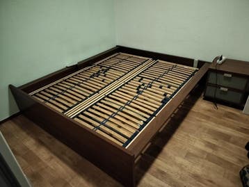 Elektrisch verstelbaar bed