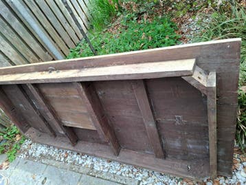 Gratis af te halen: Stevig, gebruikt houten tafelblad