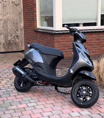 Zip 70cc GEZOCHT