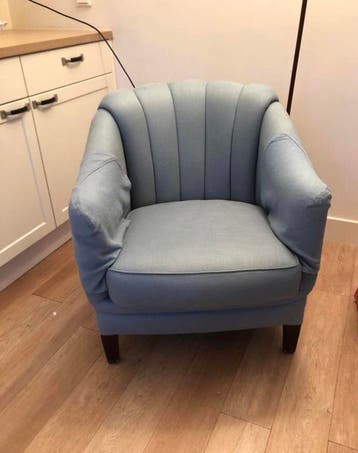 Gratis: Nette design fauteuil, rookvrij en huisdiervrij