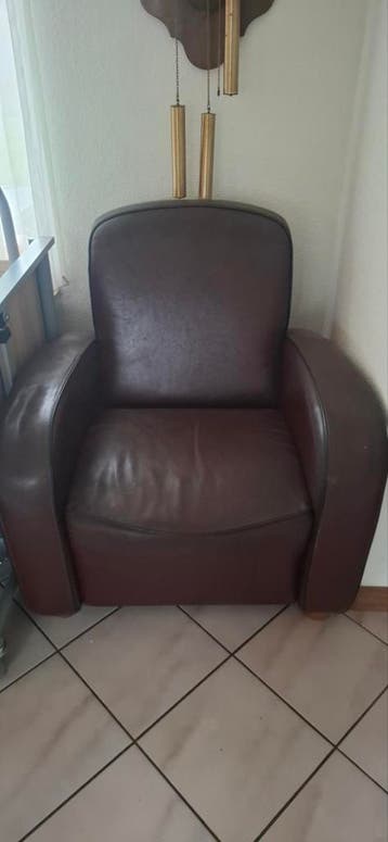Gratis: Bruine lederen fauteuil