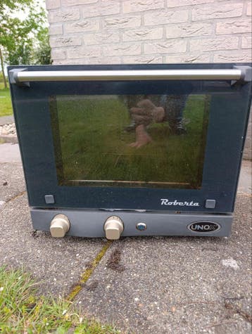 UNO Roberta Oven met Grill - Compact en Gebruikt