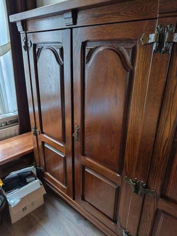 Prachtige eiken eetkamerkast - Laatste kans!!