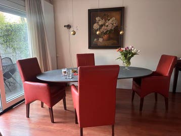 6 gratis stoelen wegens interieurwijziging
