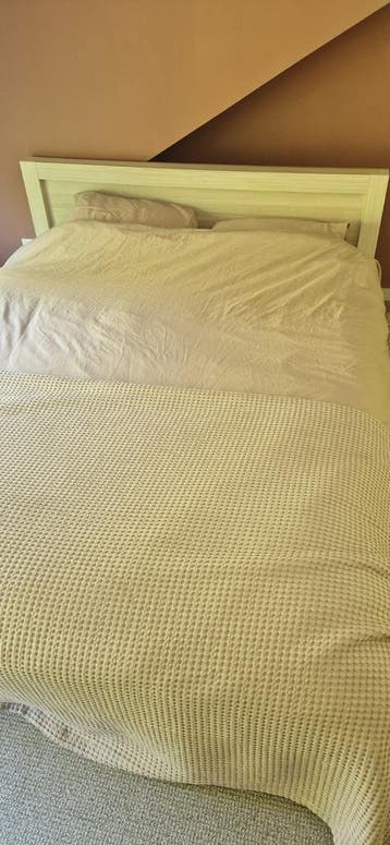 GRATIS BED 200x160