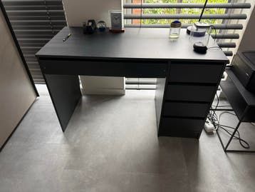 Zwart bureau met lades - 120x55 cm