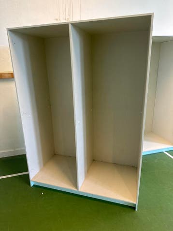 Gratis af te halen in DEN HOUT 4 kasten