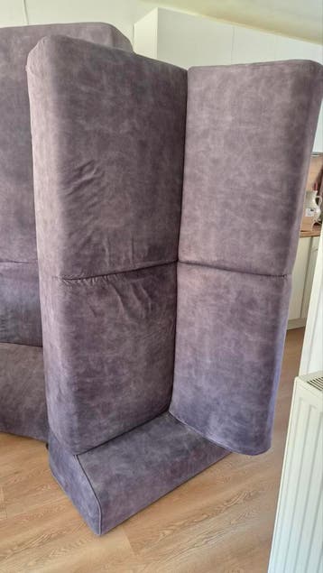 Comfortabele hoekbank met lichte beschadiging