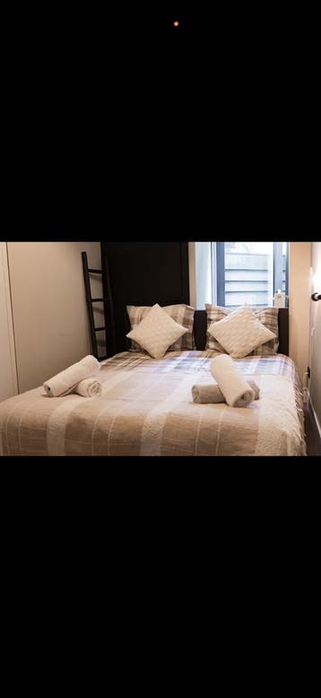 BOXSPRING 1.60 BED VANDAAG GRATIS OP TE HALEN