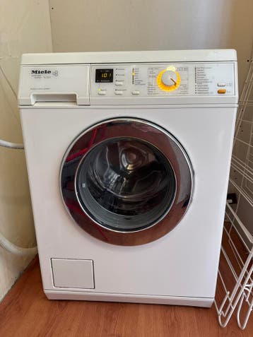 Miele SoftCare System W 2521 wasmachine gratis op te halen