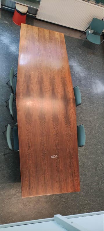 Houten vergadertafel / bestuurstafel