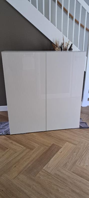 Witte kast - 120x130x40 cm - Gratis af te halen