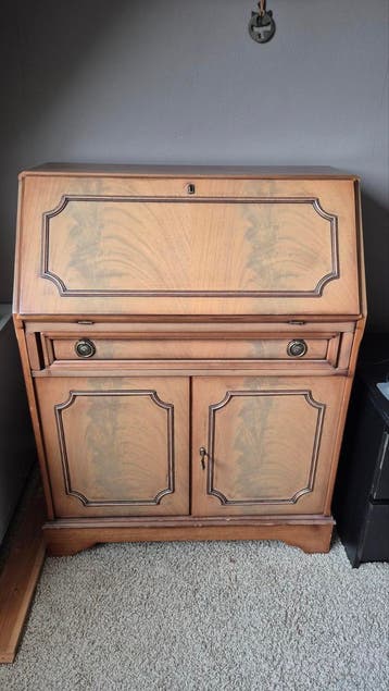 Secretaire
