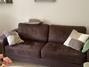 Bruine 2-zits bank en fauteuil -GRATIS