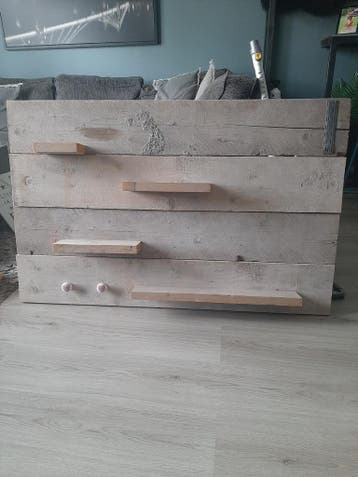Wandbord steigerhout 120x77cm