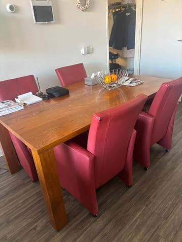 Set van 4 rode eetkamerstoelen