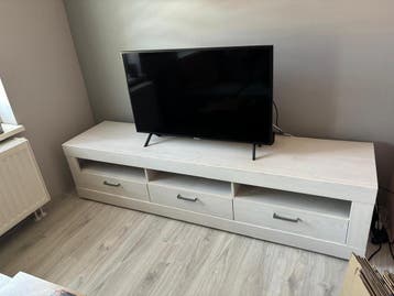 Tv meubel gratis ophalen 10mei krommenie