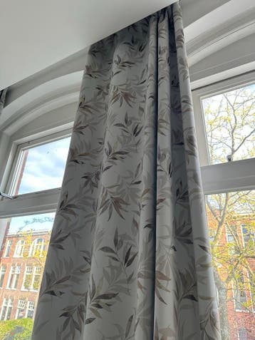 Set van 4x Blackout gordijn wit-groen met bladerenpatroon