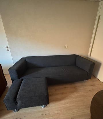 Bank met hocker