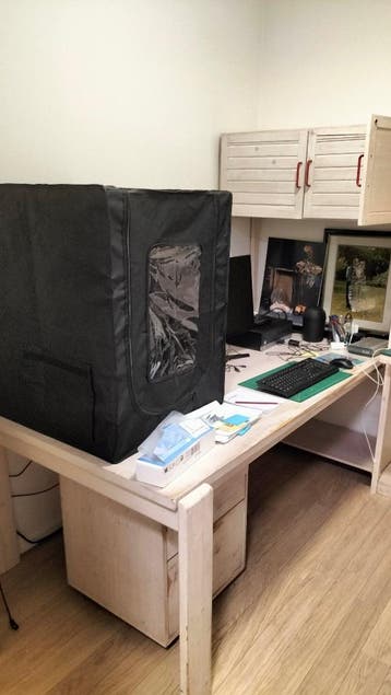 Bureau Perdirect Gratis af te halen (al gedemonteerd)