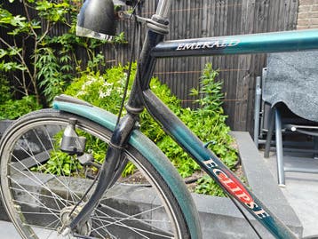 Opknapfiets/oud ijzer