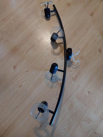 Leuke lamp met vier spots (5W, kleine fitting)