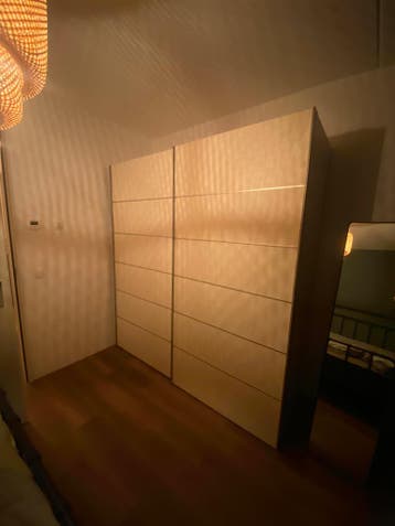 GRATIS kledingkast wit schuifdeuren