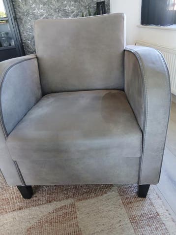 Stoelen 2 stuks GRATIS OPHALEN microsoft leder, 2 jr. oud
