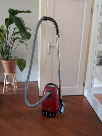 VANDAAG Gratis ophalen stofzuiger MIELE electronic 1800