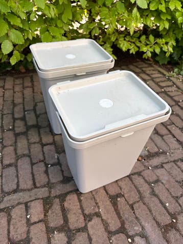2x Grijze Ikea Hallbar Afvalemmers met Deksel - 20-30 Liter
