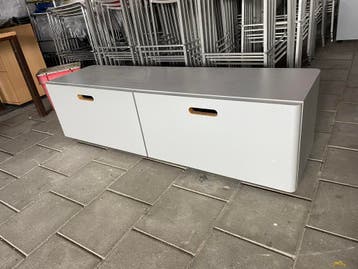 Gratis Ladekast Dossierkast Dressoir