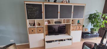 IKEA Bonde TV-meubel/wandkast met krijtborddeuren