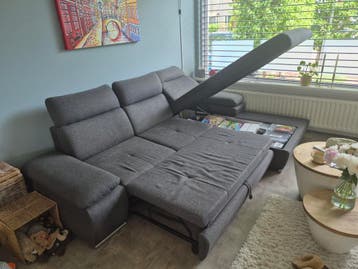 Donkergrijze loungebank met veel opbergruimte