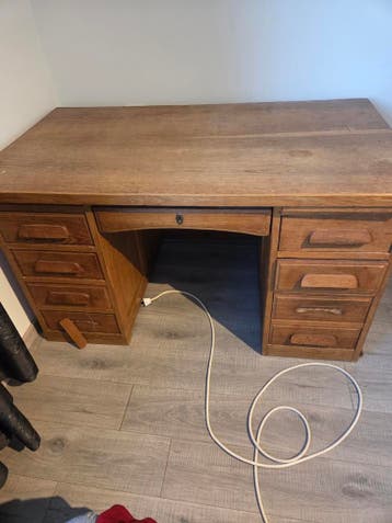 Antiek bureau  opknappertje