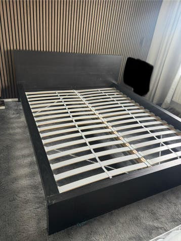 Gratis IKEA MALM bed (160 x 200) & lattenbodems