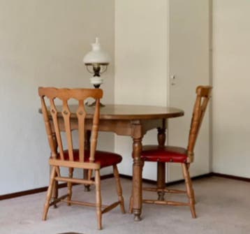 GRATIS ophalen houten ronde eettafel