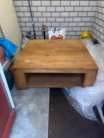 Gratis op te halen: Echte massief houten tafel