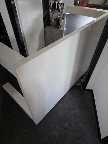 Witte eetkamer tafel