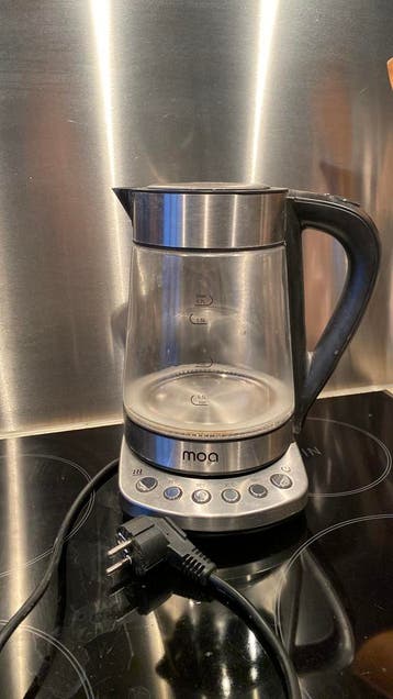 Gratis op te halen Thee waterkoker met verschillende grades