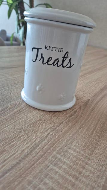 Kittie treats pot van Riviera Maison