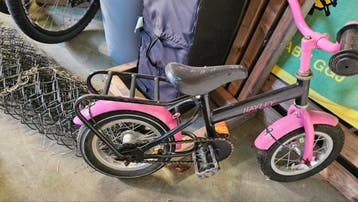 Roze kinderfiets 12 inch - Ideaal voor de eerste ritjes!