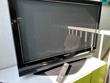 Panasonic Viera TH-37PV70FA Plasma TV - 37 inch